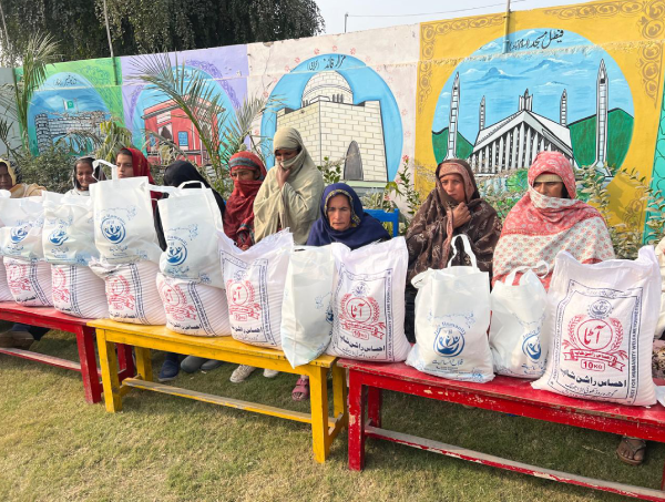 Serving Meals With Love